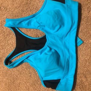 Vsx sports bra size large